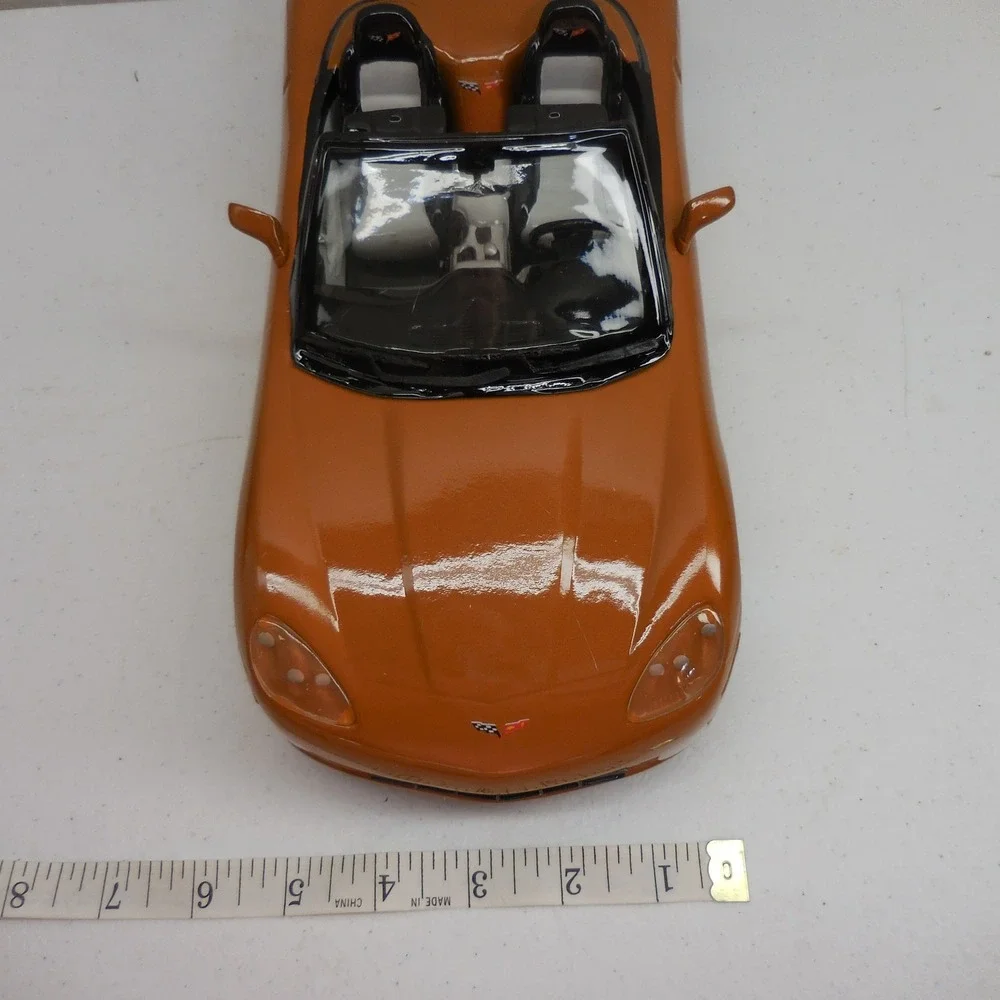 2008 Chevrolet Corvette C6 Convertible Porcelain Decanter Orange IAJBBSC 2010